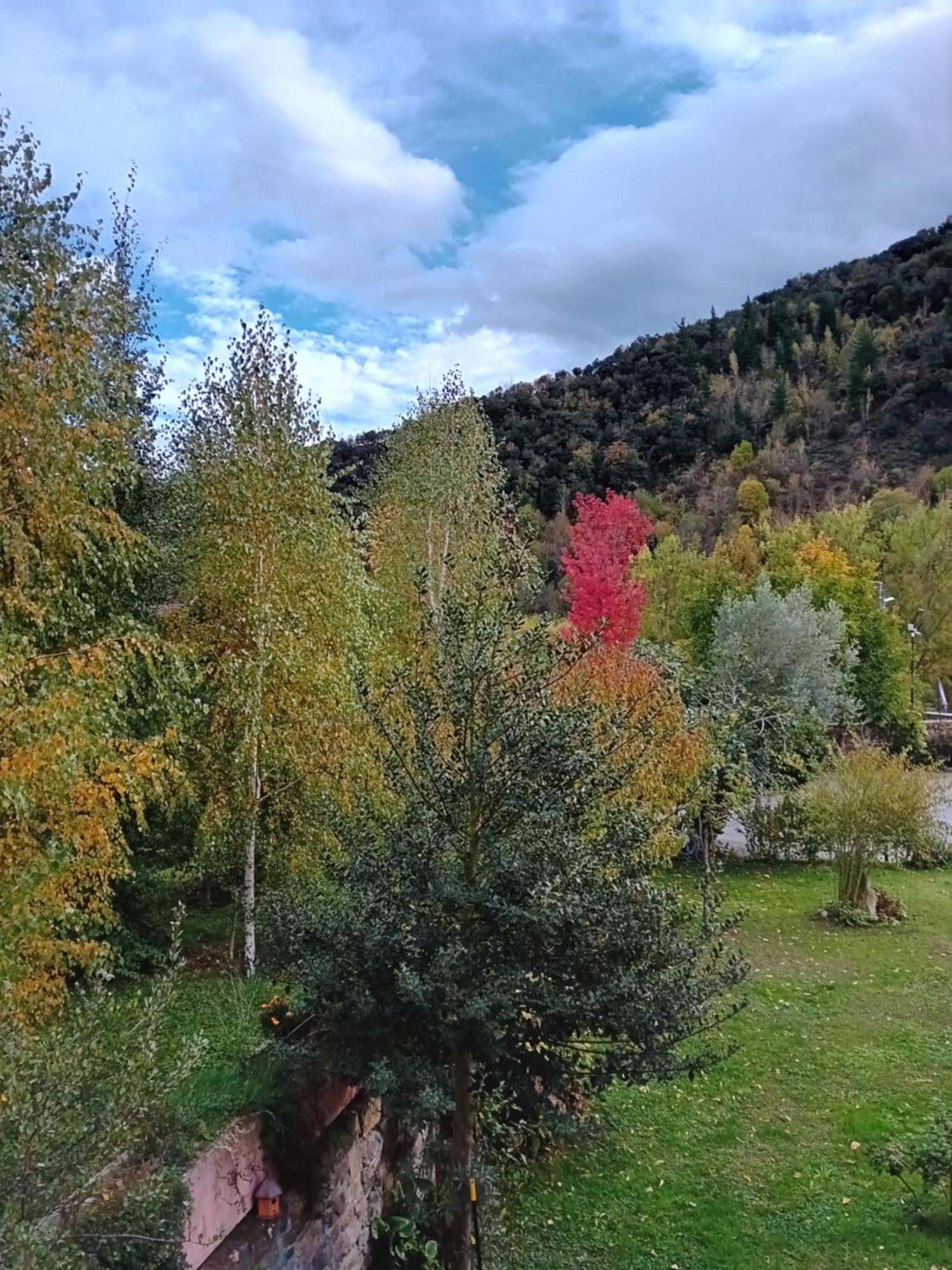 Picos De Europa Suites And Rooms Turieno Buitenkant foto